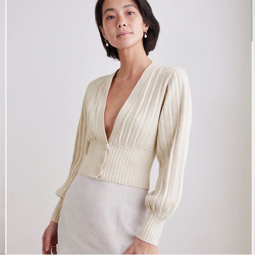 Wilfred plunge front sweater in Ecru